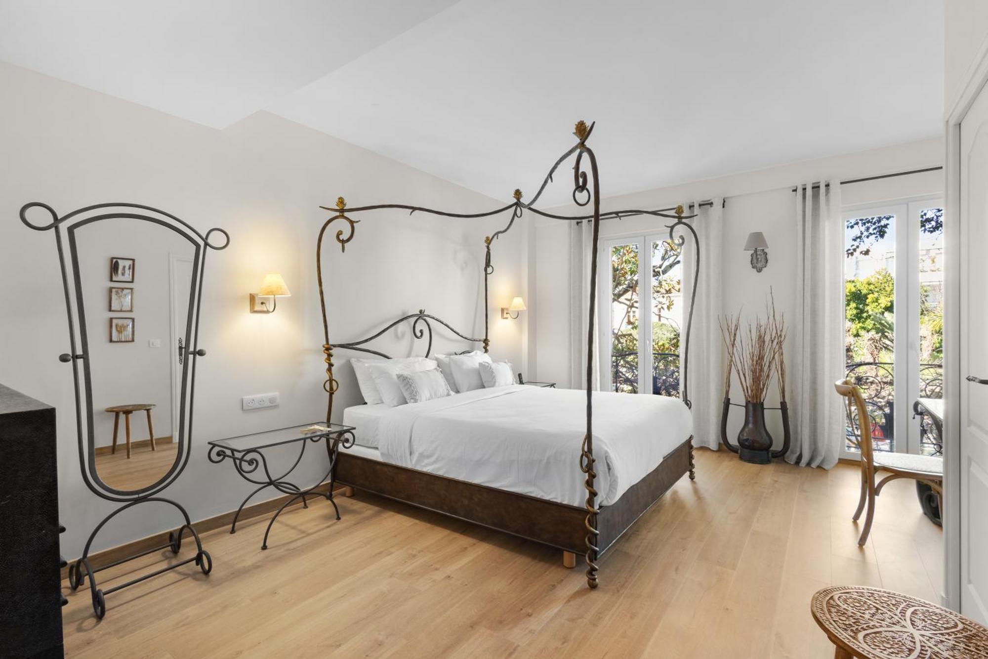 Hotel La Villa Sainte Valerie Adults Only Juan-les-Pins Ngoại thất bức ảnh
