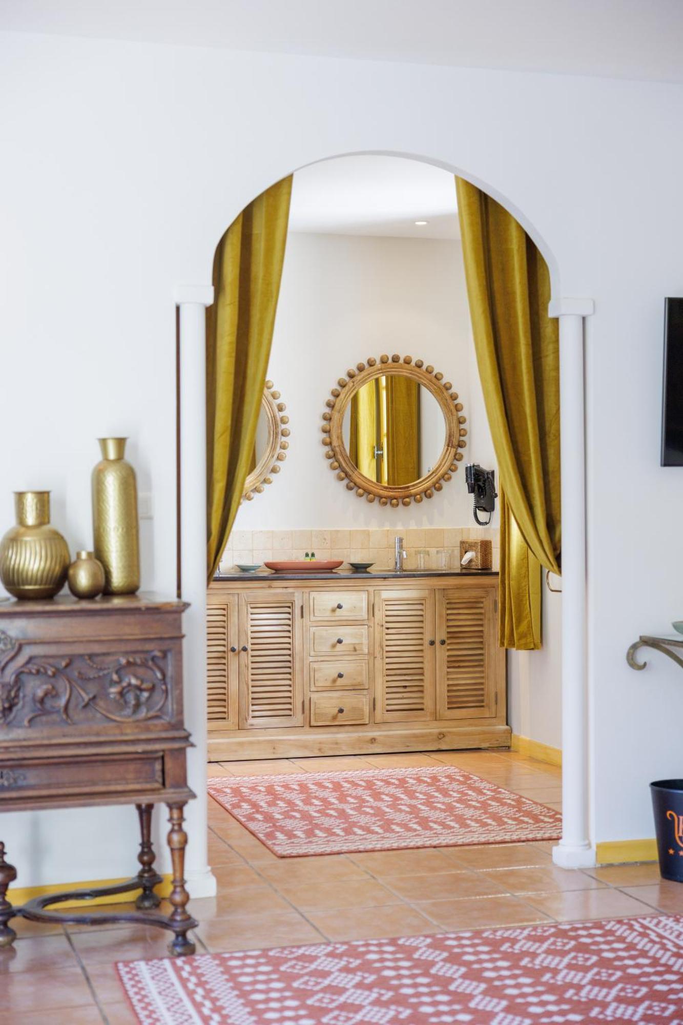 Hotel La Villa Sainte Valerie Adults Only Juan-les-Pins Ngoại thất bức ảnh